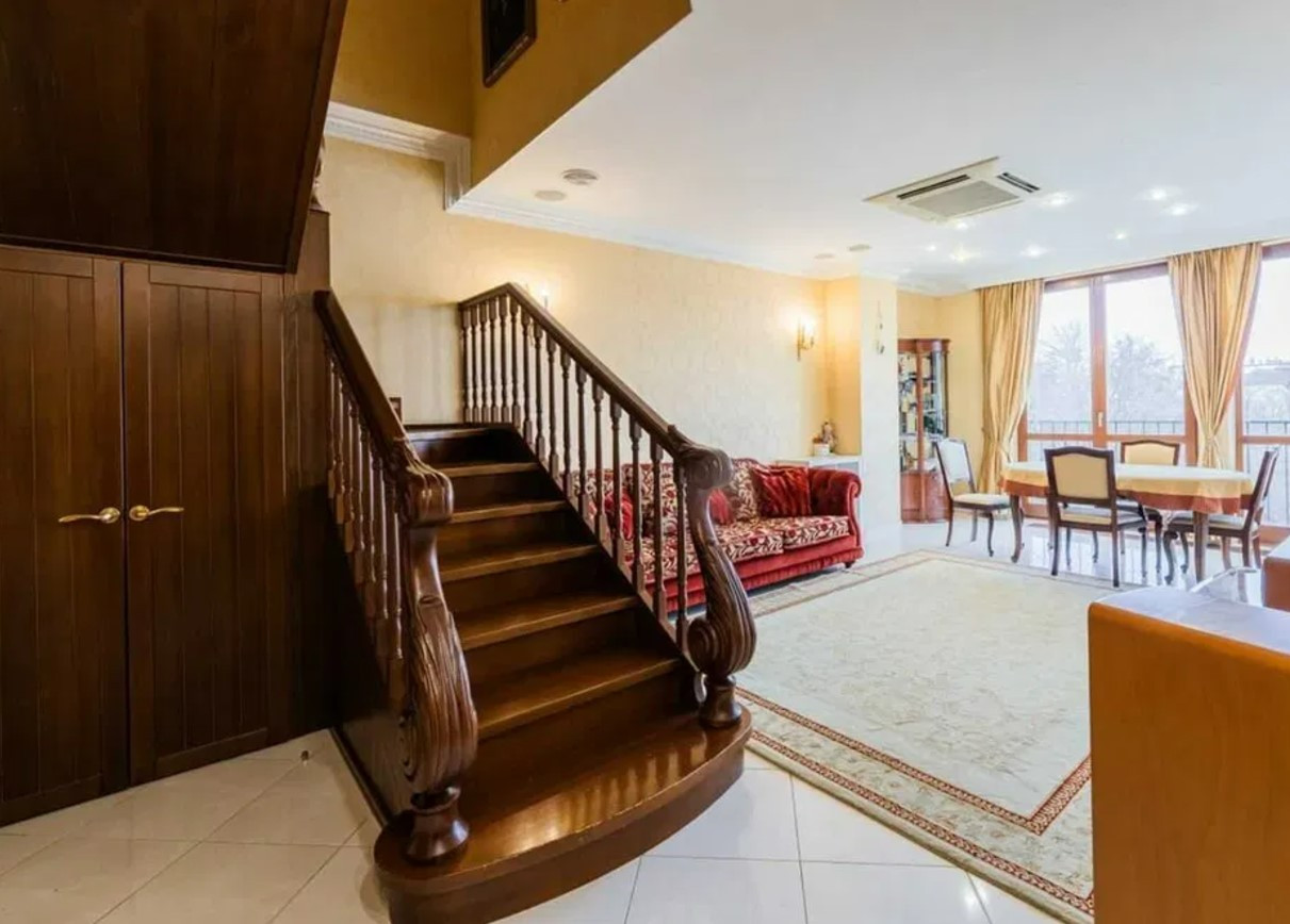 Продажа 4к квартиры в Киеве,  Рейтарская ул., 26 0