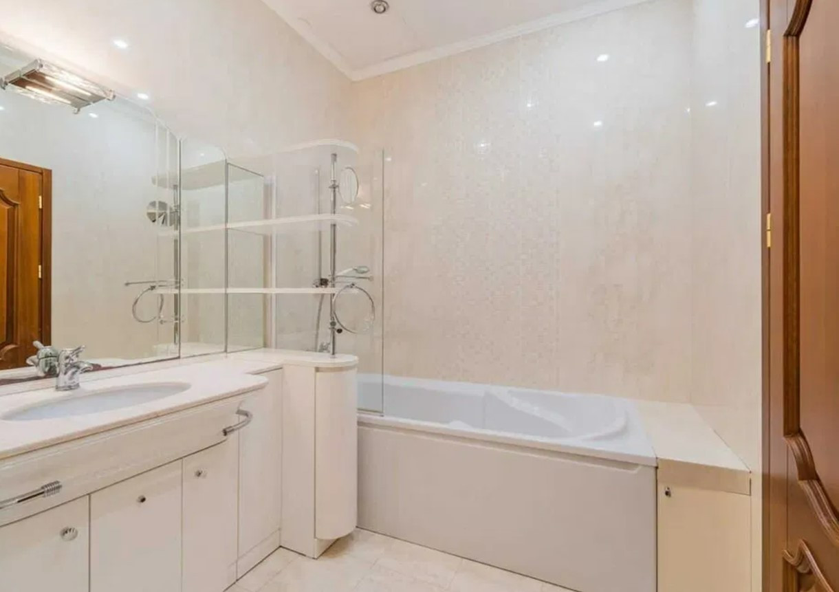 Продажа 4к квартиры в Киеве,  Рейтарская ул., 26 2