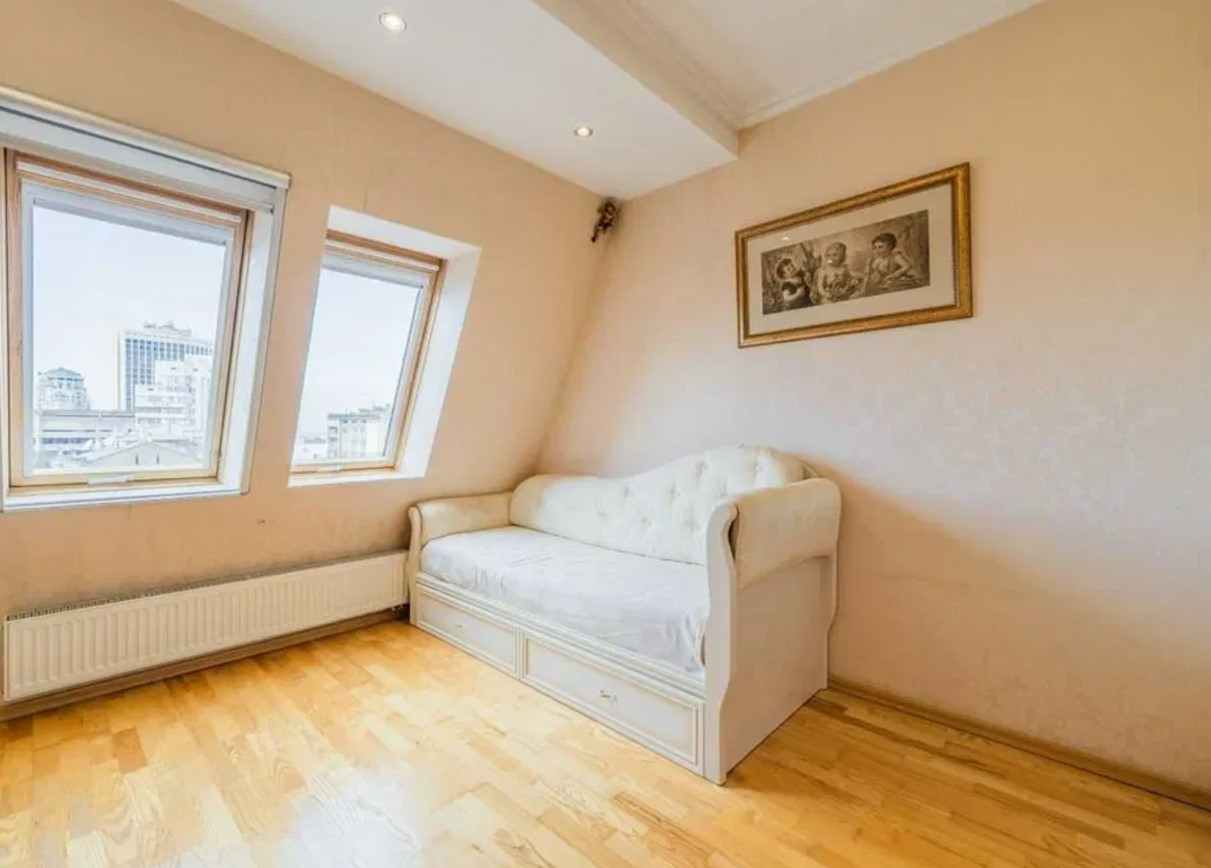 Продажа 4к квартиры в Киеве,  Рейтарская ул., 26 5