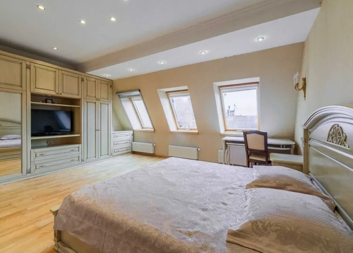 Продажа 4к квартиры в Киеве,  Рейтарская ул., 26 6
