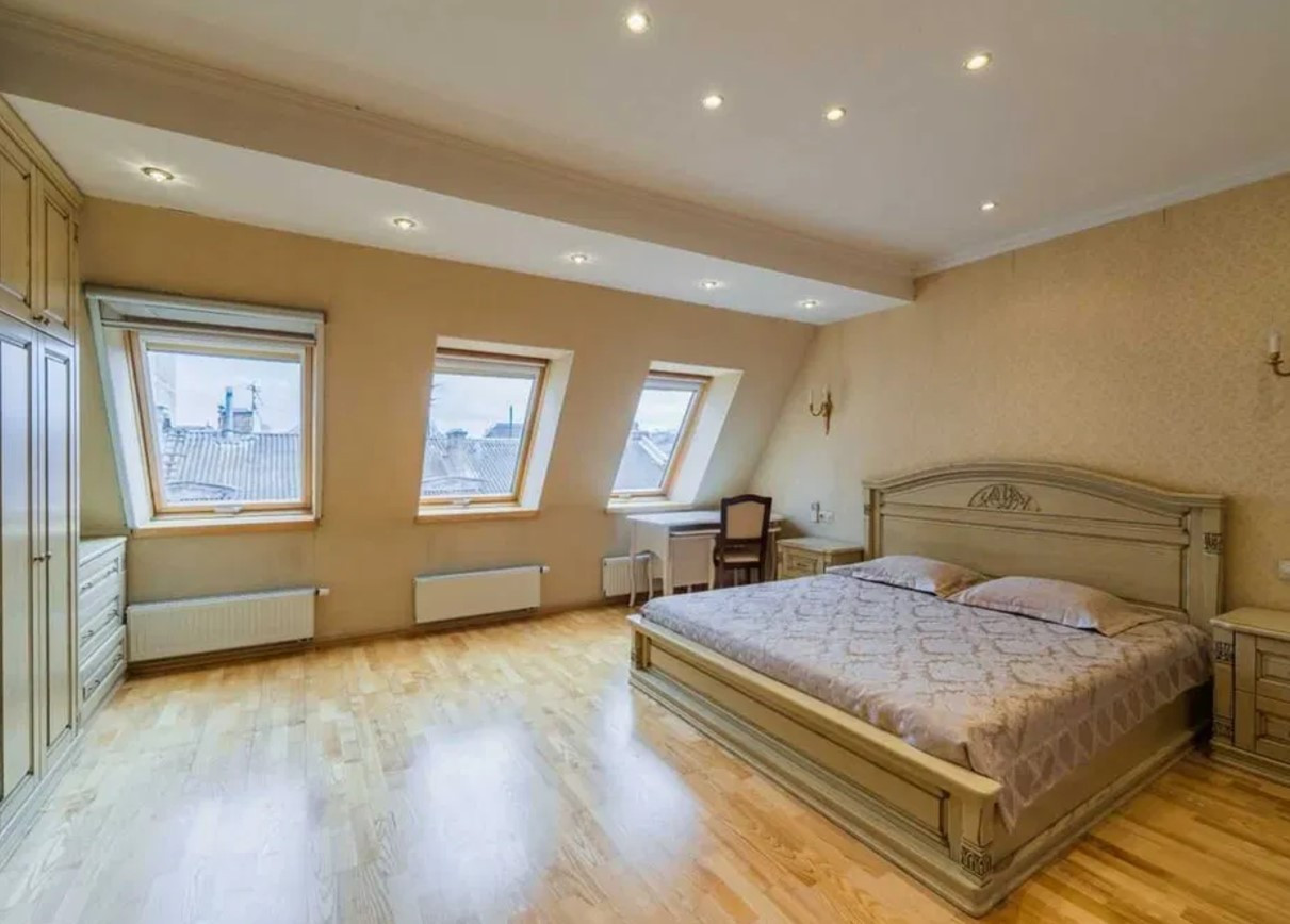 Продажа 4к квартиры в Киеве,  Рейтарская ул., 26 7
