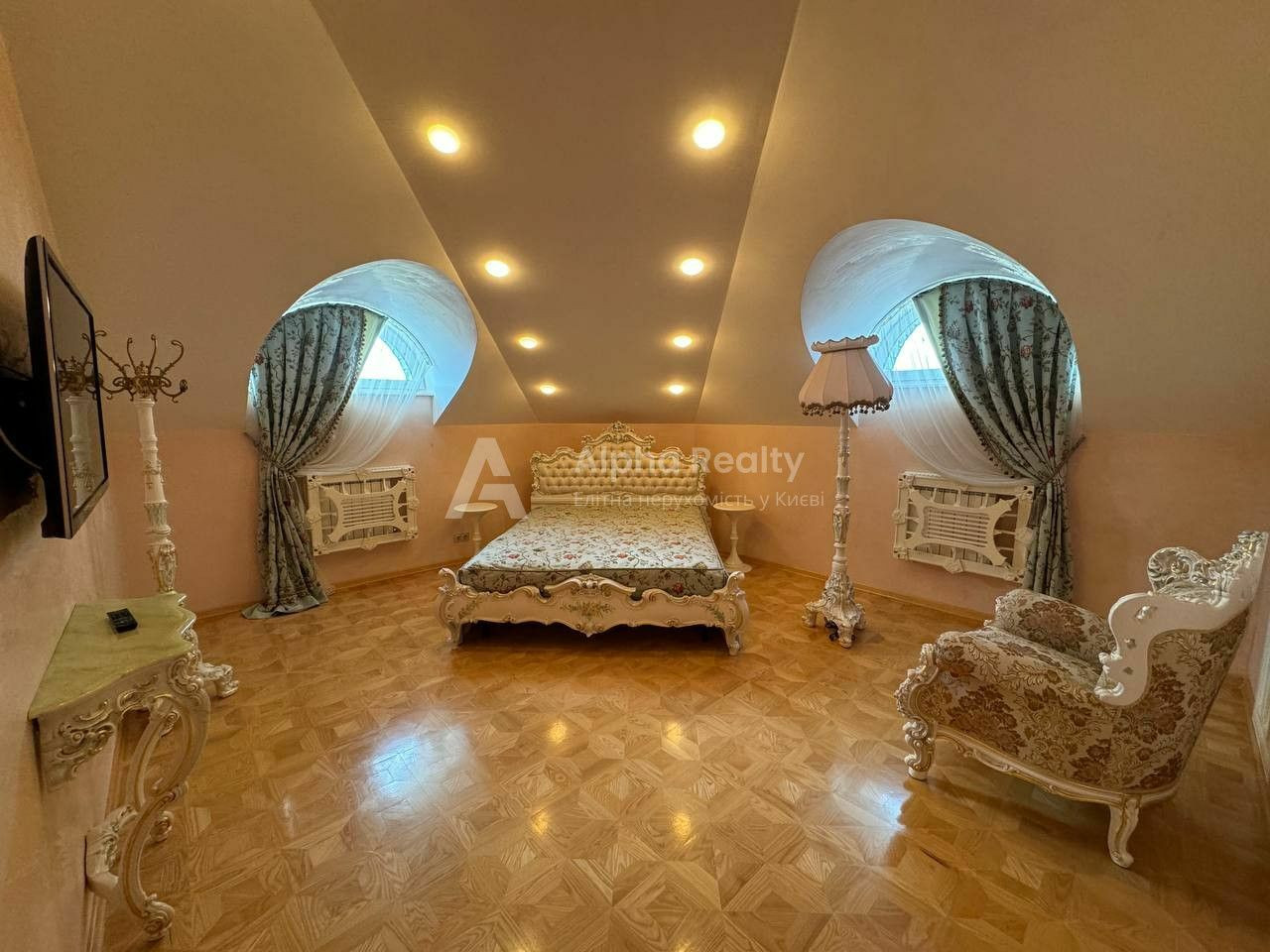 Аренда 6к дома в Киеве, Иванковичи, 2