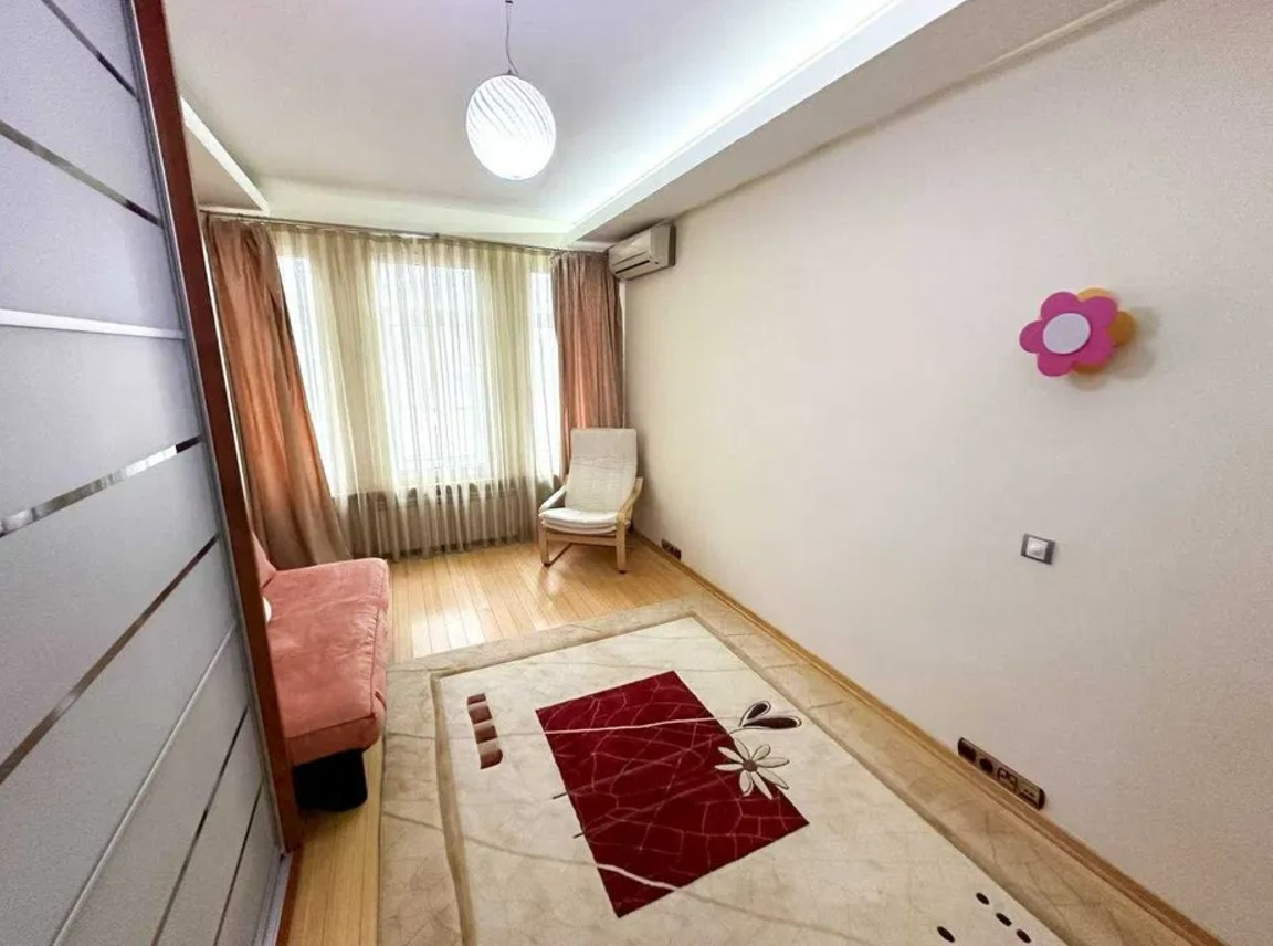 Продажа 3к квартиры в Киеве,  Паньковская ул., 27/78 12