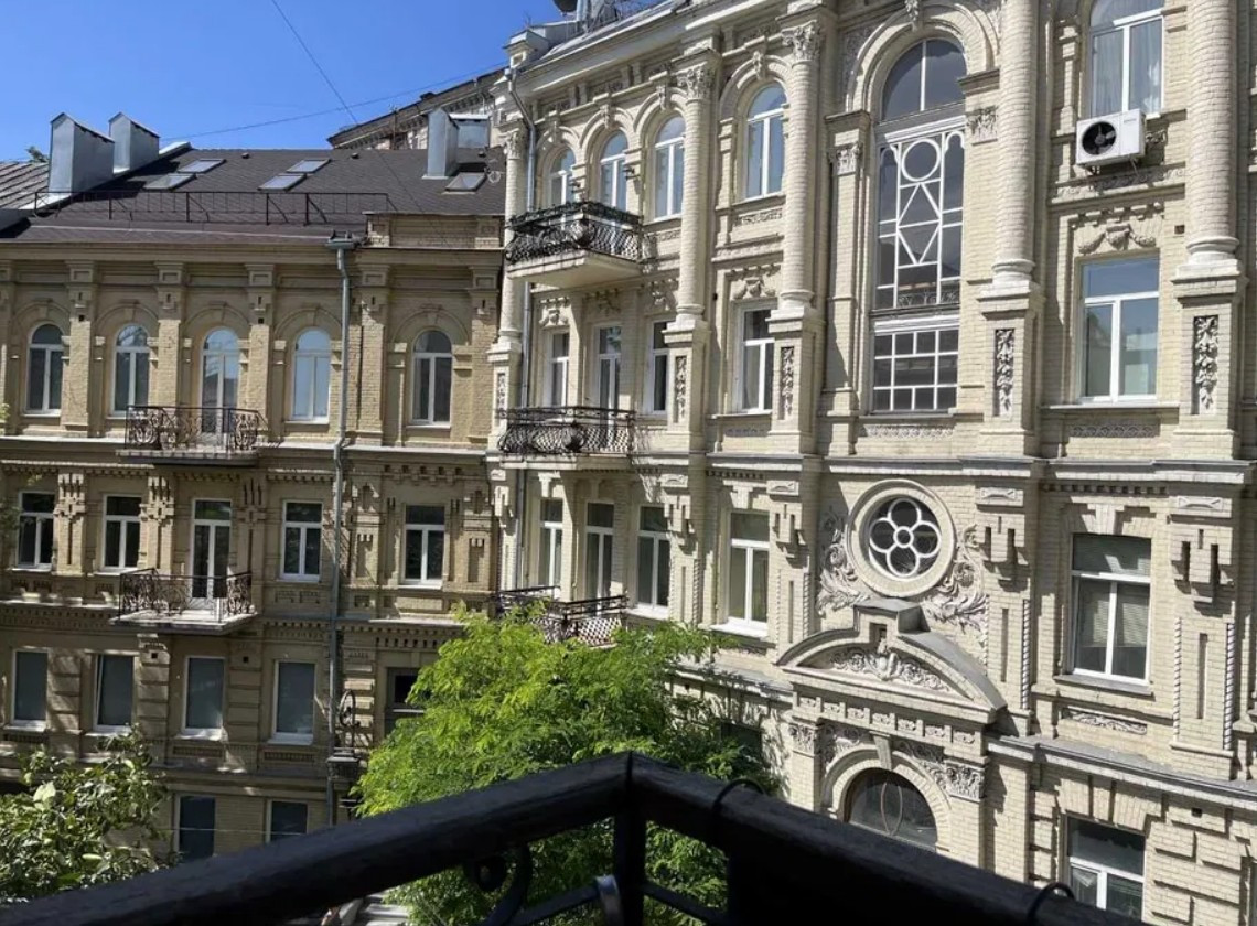 Продажа 3к квартиры в Киеве, Михайловский переулок, 9А 2