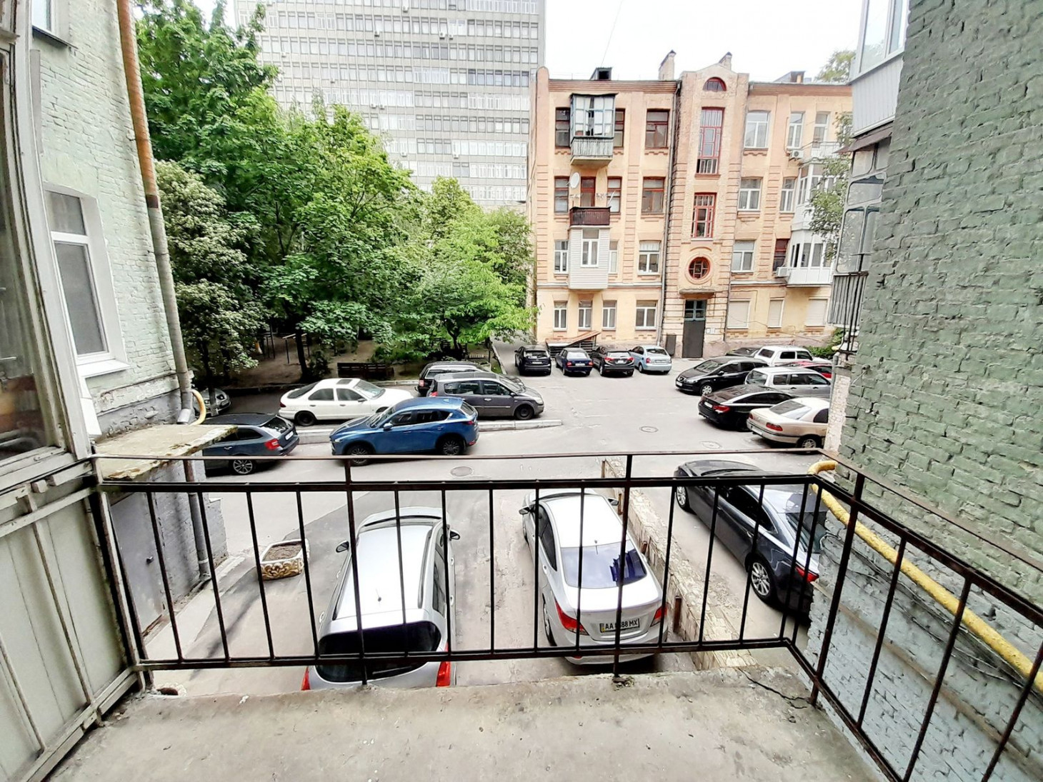 Продажа 2к квартиры в Киеве,  Гончара Олеся ул., 88Б 1