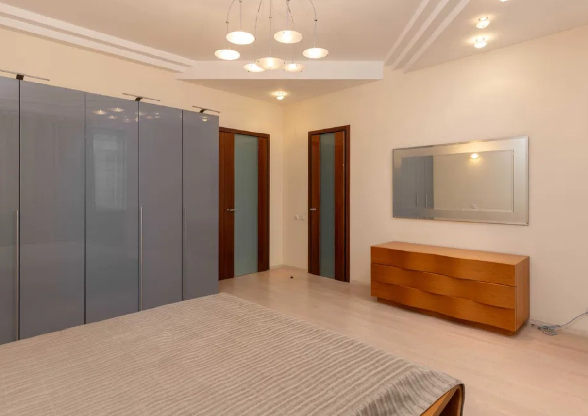 Продажа 4к квартиры в Киеве,  Малоподвальная ул., 12/10 12