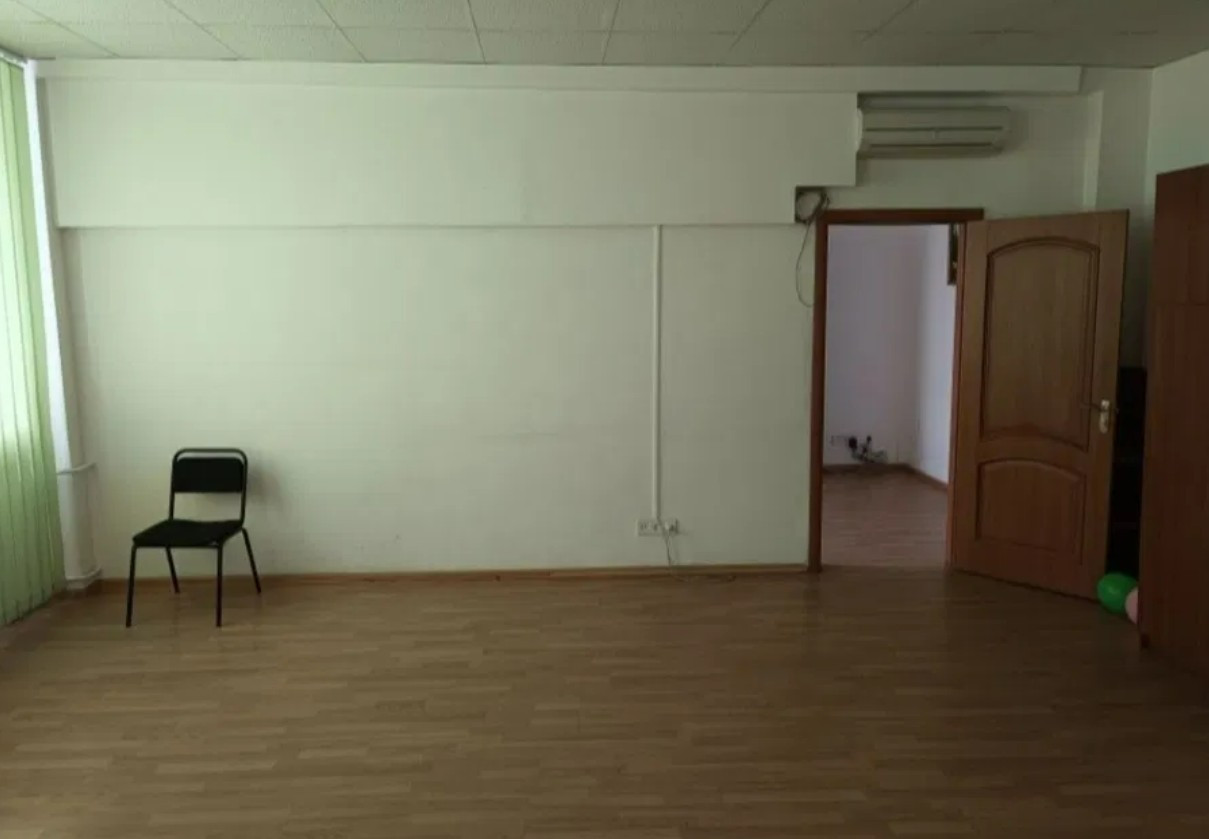 Аренда здания в Киеве,  Чабаны, 2