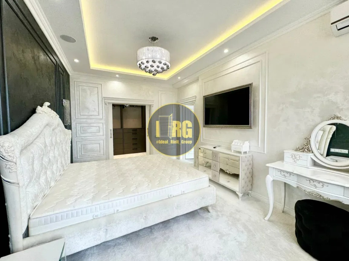 Продажа 2к квартиры в Киеве,  ЖК Роял Тауер, Саксаганского ул., 37К 3