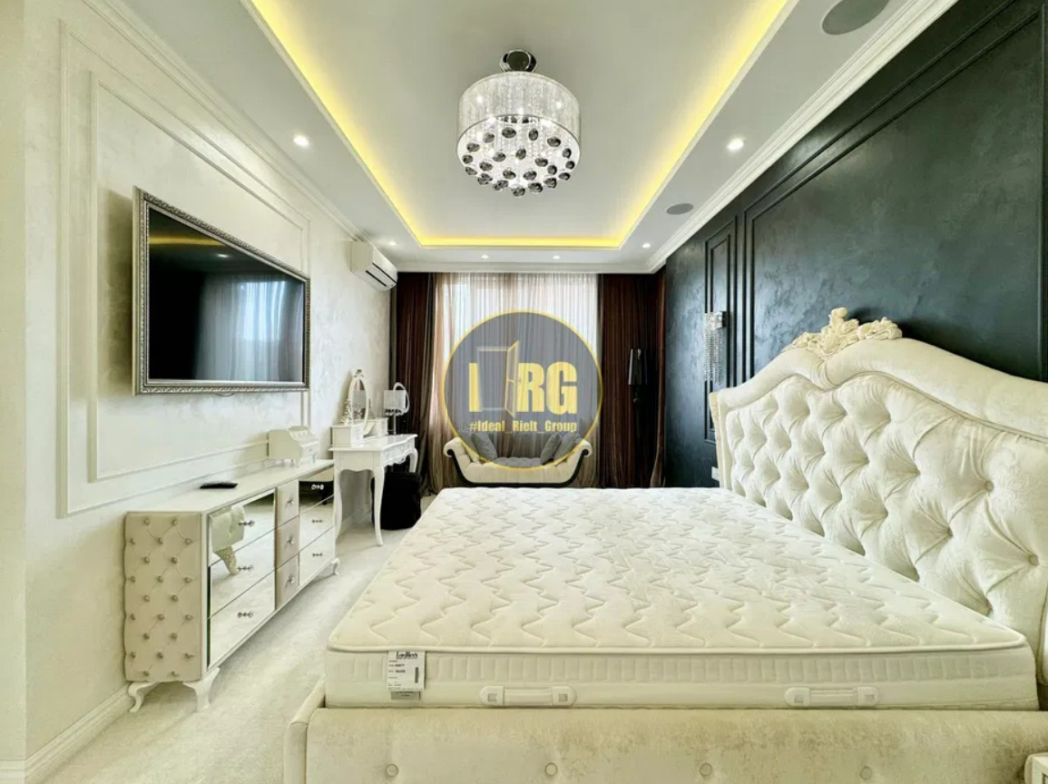 Продажа 2к квартиры в Киеве,  ЖК Роял Тауер, Саксаганского ул., 37К 4