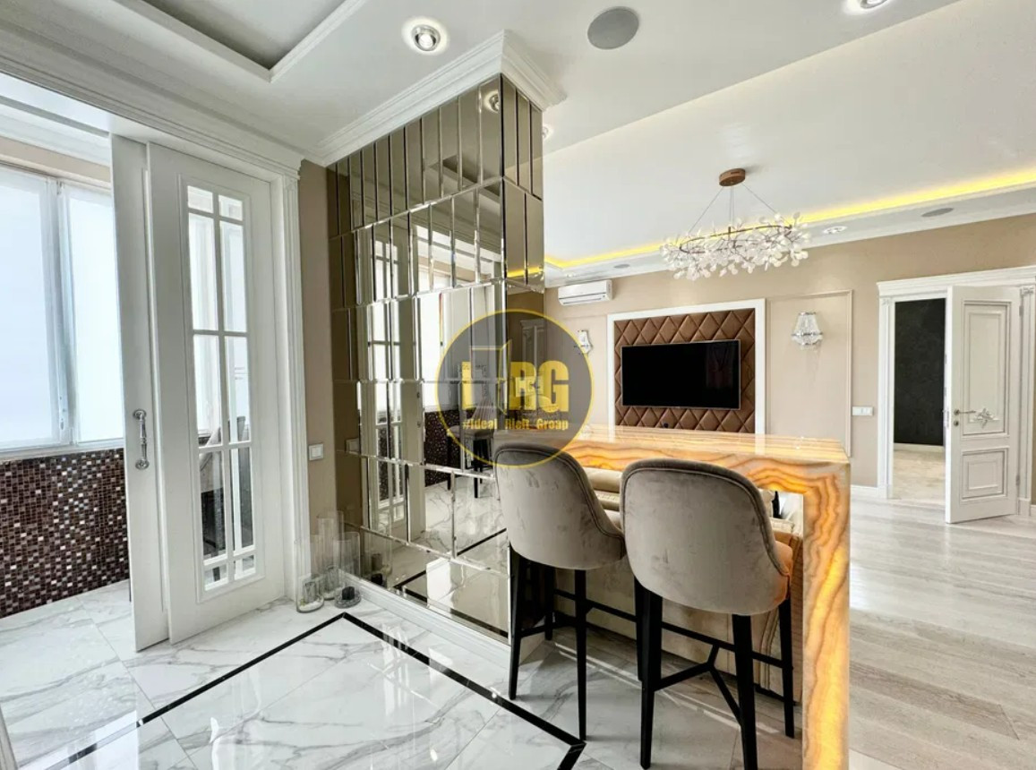 Продажа 2к квартиры в Киеве,  ЖК Роял Тауер, Саксаганского ул., 37К 10