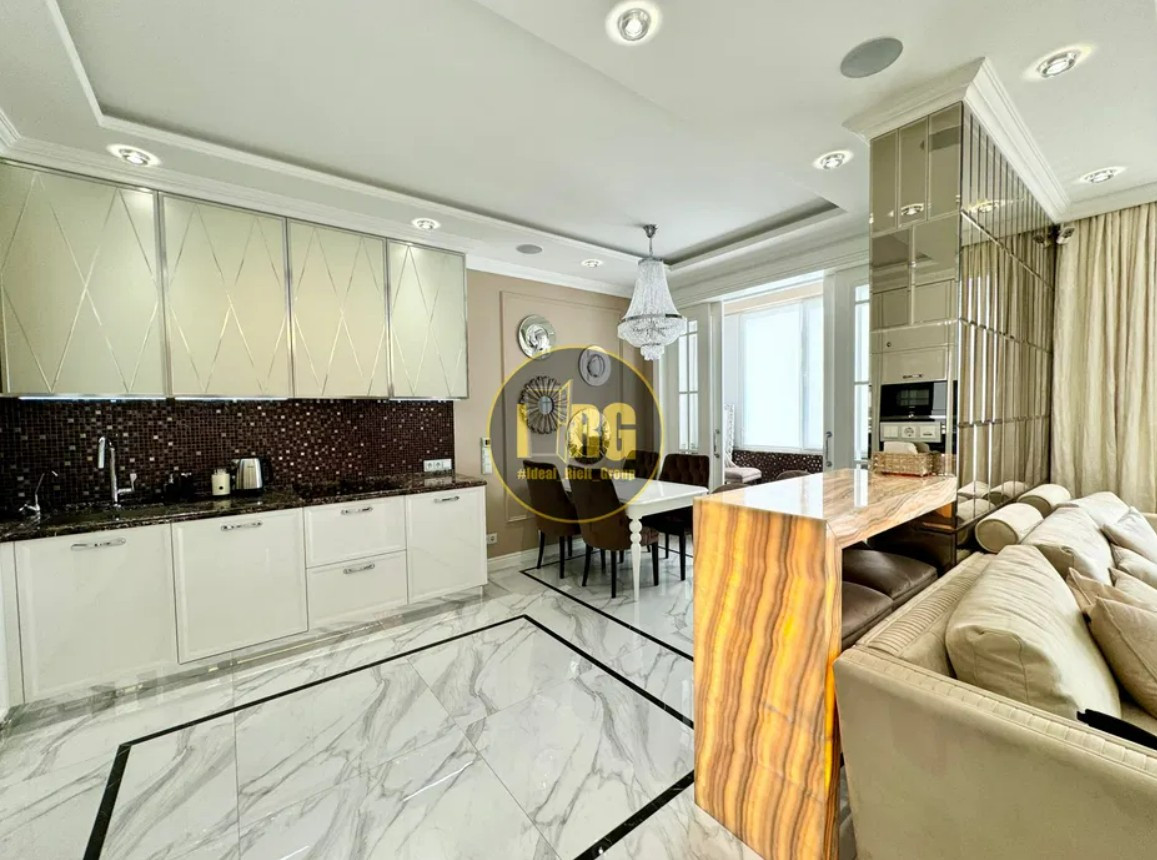 Продажа 2к квартиры в Киеве,  ЖК Роял Тауер, Саксаганского ул., 37К 11