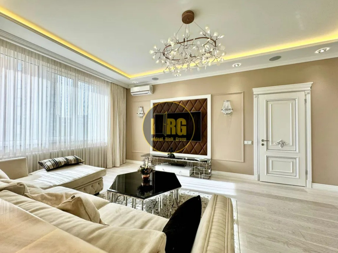 Продажа 2к квартиры в Киеве,  ЖК Роял Тауер, Саксаганского ул., 37К 17