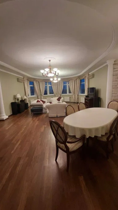 Аренда 4к квартиры в Киеве,  Туровская ул., 31 0
