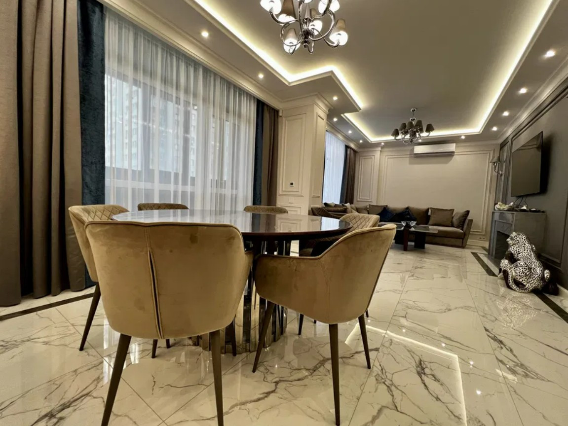 Продажа 3к квартиры в Киеве,  ЖК Новопечерские Липки, Драгомирова Михаила ул., 15