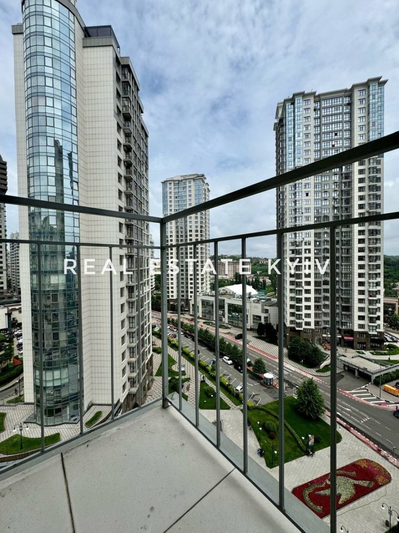 Продажа 3к квартиры в Киеве,  ЖК Новопечерские Липки, Драгомирова Михаила ул., 20 2