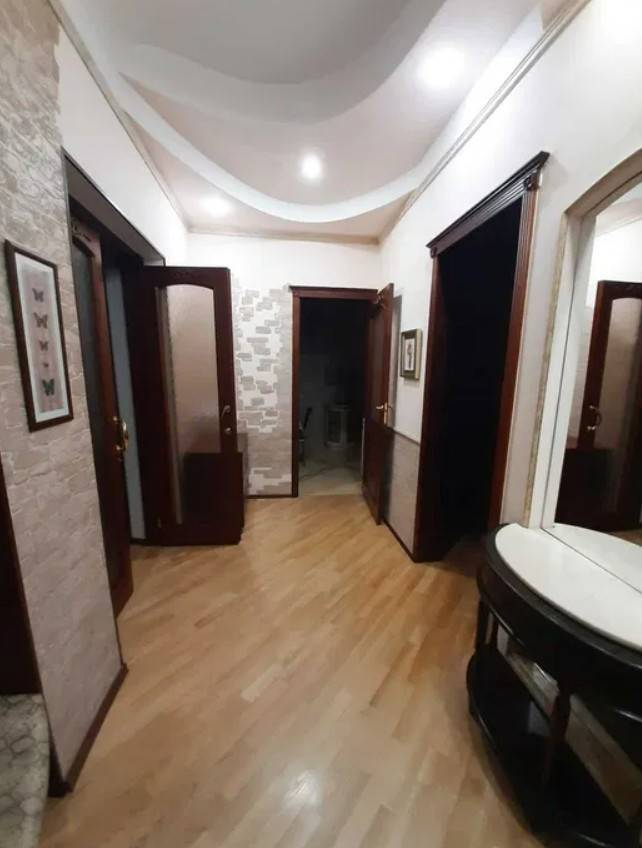 Продажа 4к квартиры в Киеве,  Золотые Ворота, Золотоворотская ул., 2 4