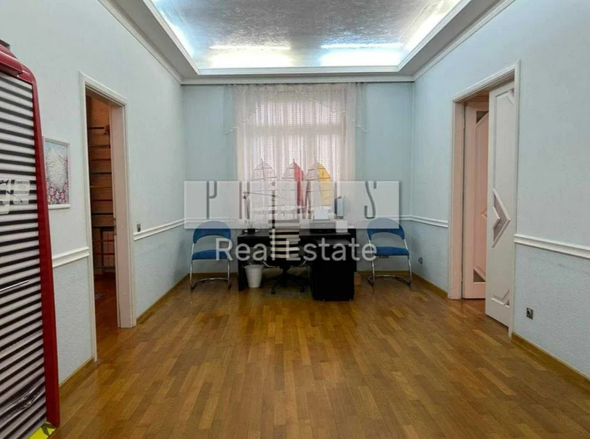 Аренда 4к квартиры в Киеве,  Костёльная ул., 4 7