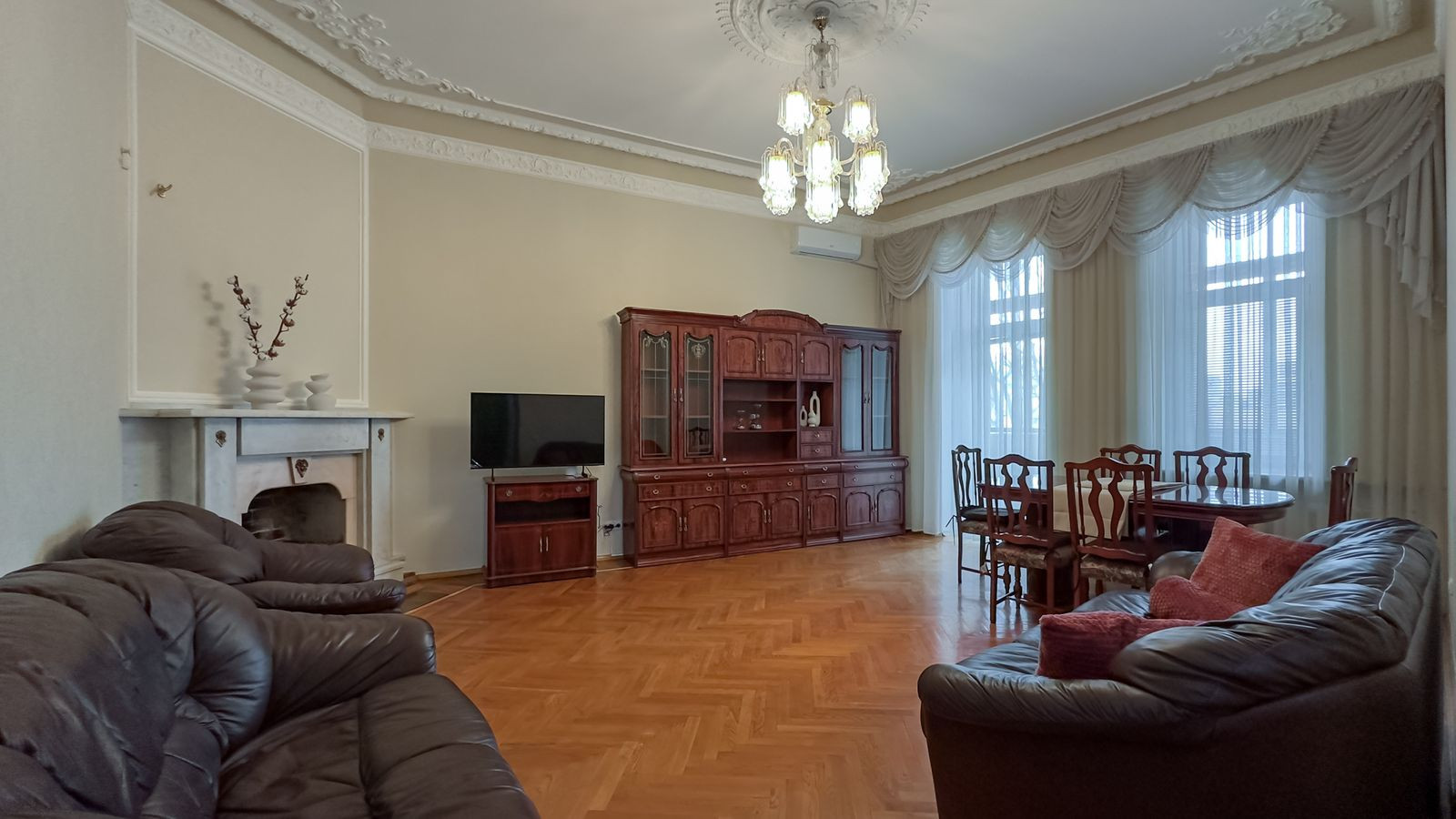 Аренда 4к квартиры в Киеве,  Золотые Ворота, Некрасовская ул., 6 16
