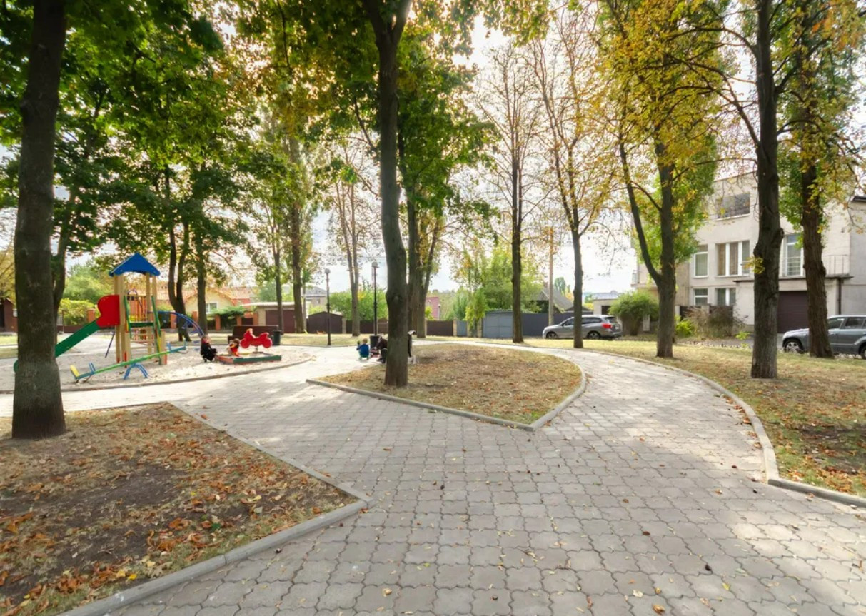 Аренда 4к дома в Киеве, Чигорина ул. , 9 1