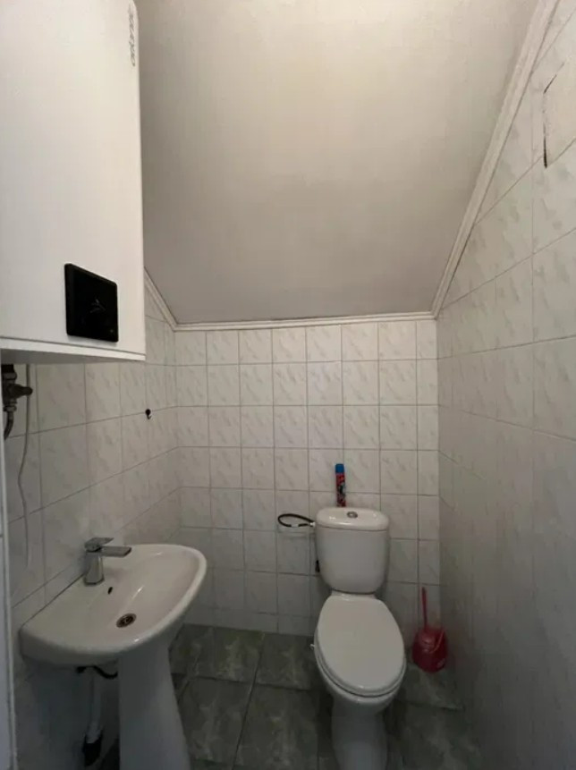Аренда 3к дома в Киеве,  Академика Туполева ул., 2
