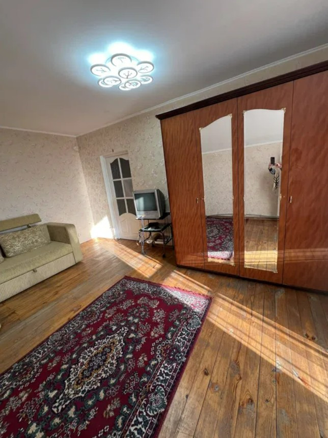 Аренда 3к дома в Киеве,  Академика Туполева ул., 5