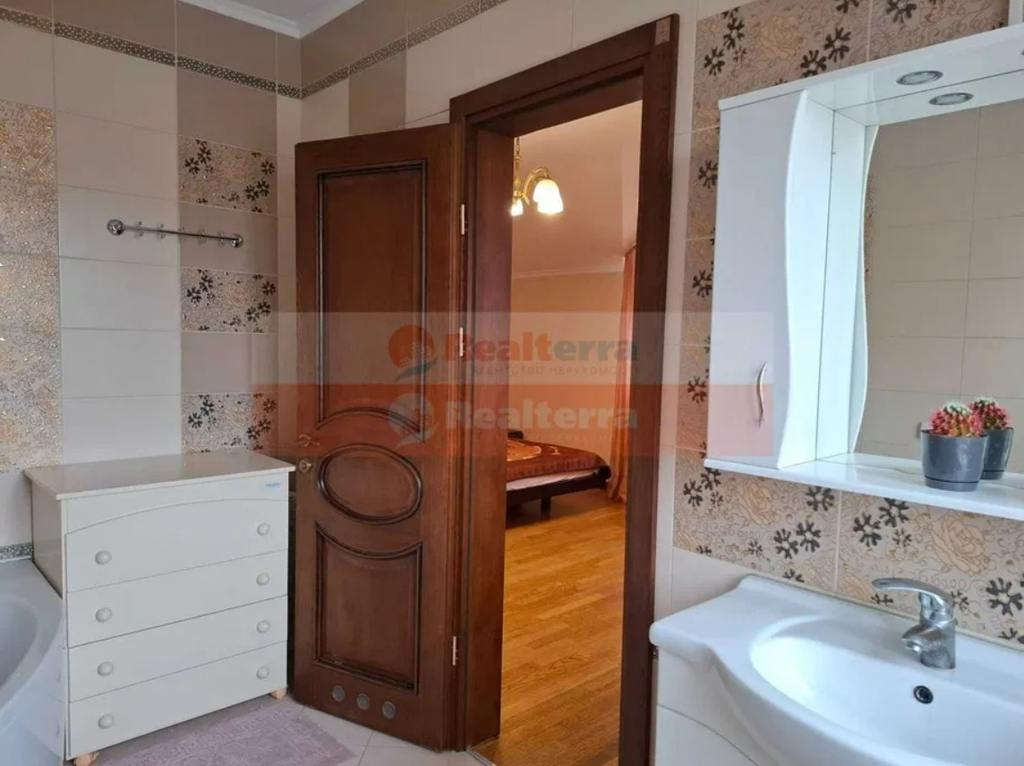 Аренда 5к дома в Киеве, Кудряшова пер., 13