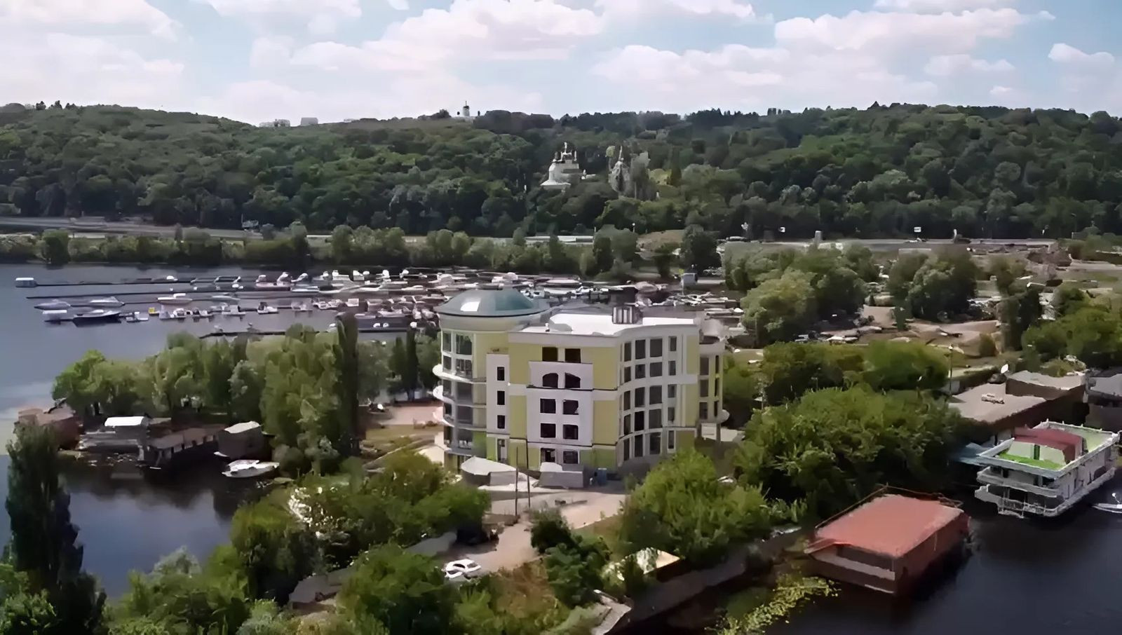Продаж будівлі в Києві,  Набережно-Печерська дорога, 10 8