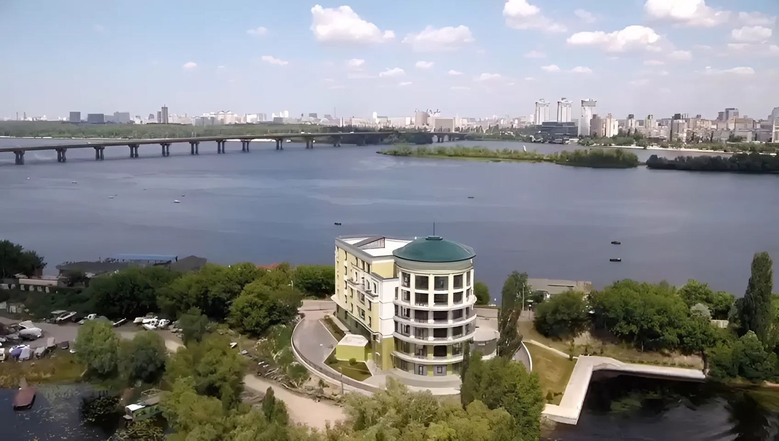 Продаж будівлі в Києві,  Набережно-Печерська дорога, 10 17