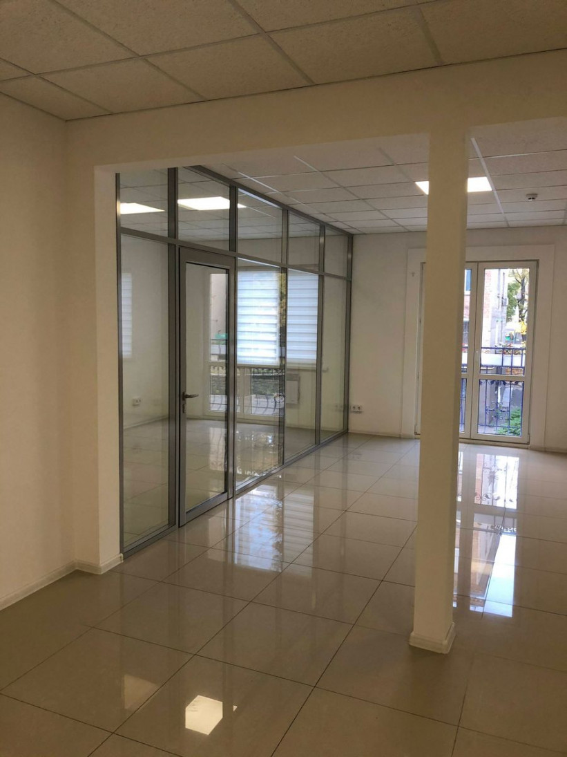Продажа здания в Киеве,  Дружбы Народов бульвар, 26Б 1