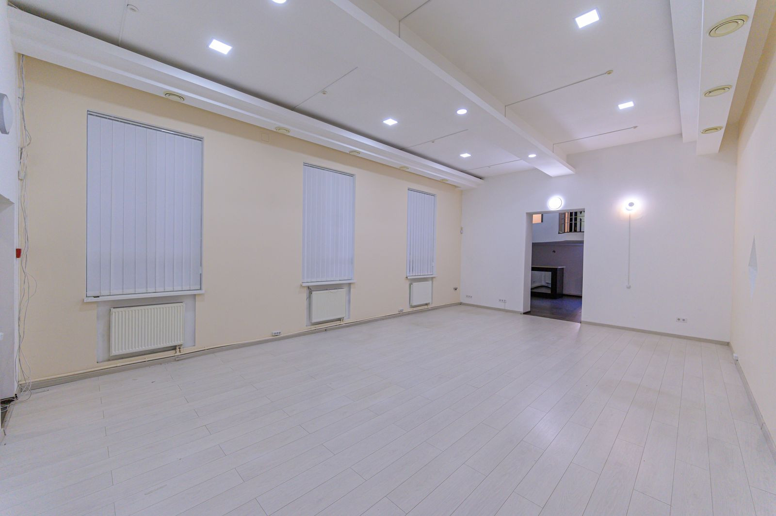 Продажа здания в Киеве,  Дружбы Народов бульвар, 26Б 12