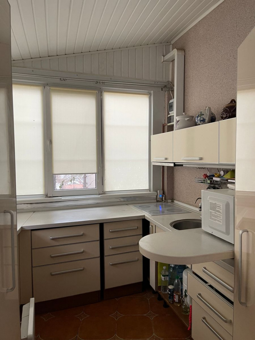 Продажа здания в Киеве,  Саперне Поле ул., 2 4