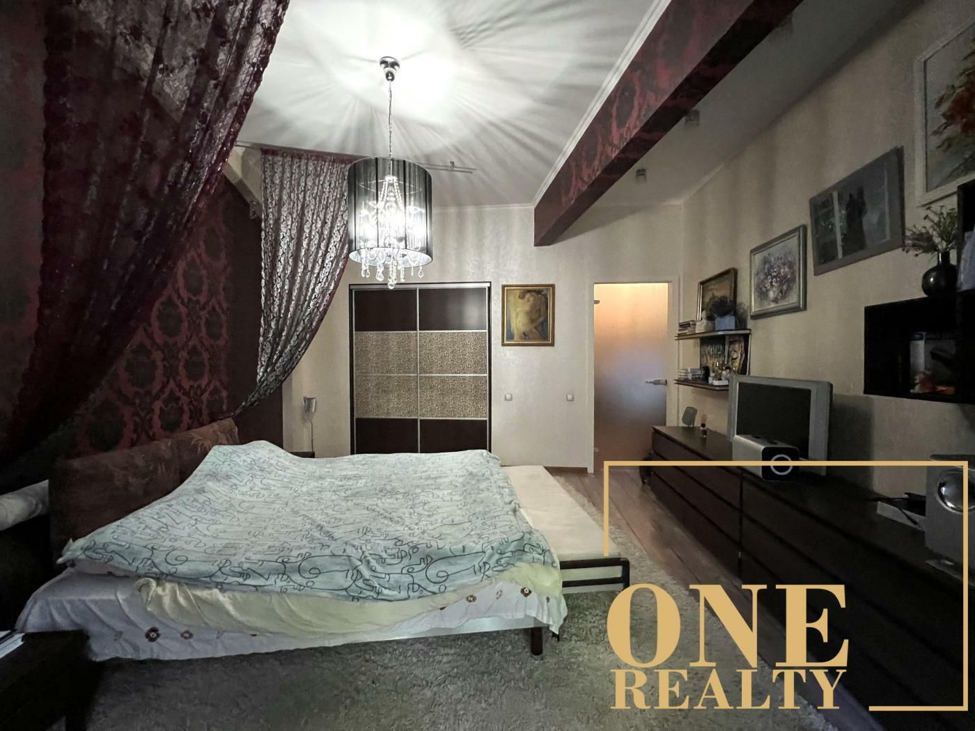 Продажа 4к квартиры в Киеве, Крещатик ул., 25 1