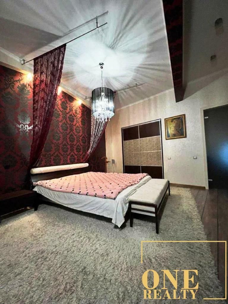 Продажа 4к квартиры в Киеве, Крещатик ул., 25 12