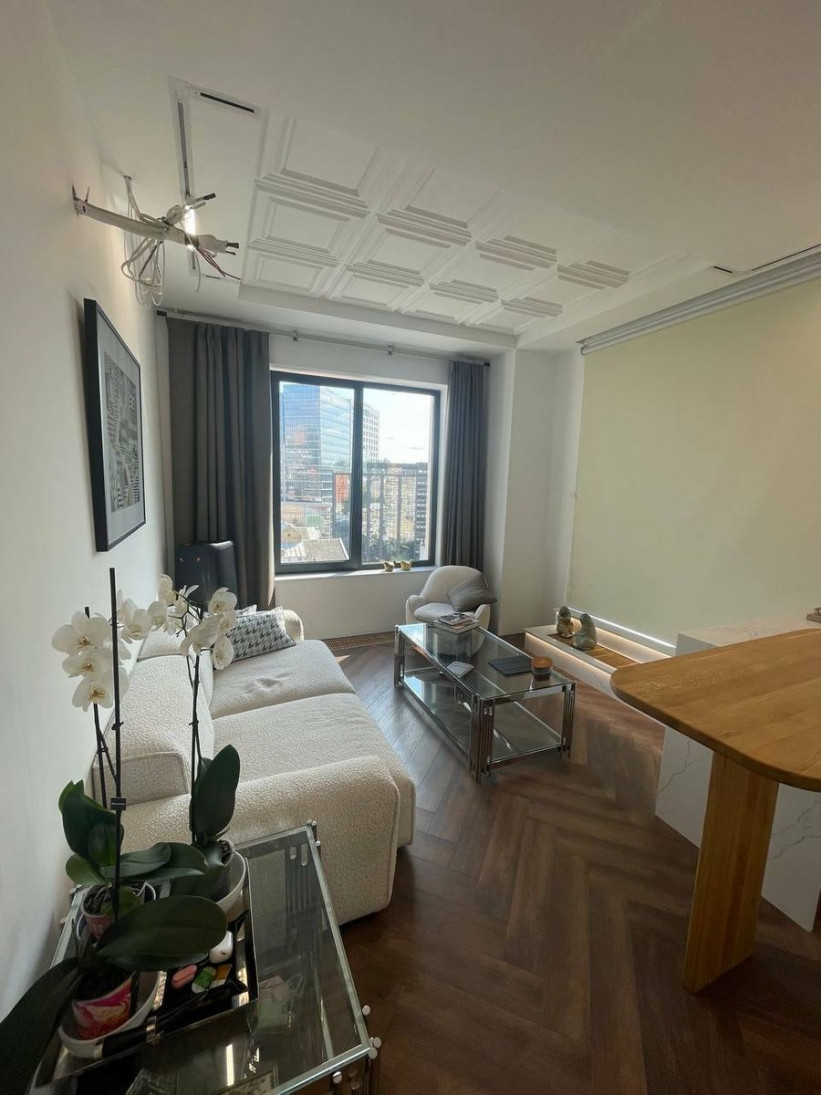 Продажа 2к квартиры в Киеве,  ЖК Resident Concept House, Владимирская ул., 86А 12