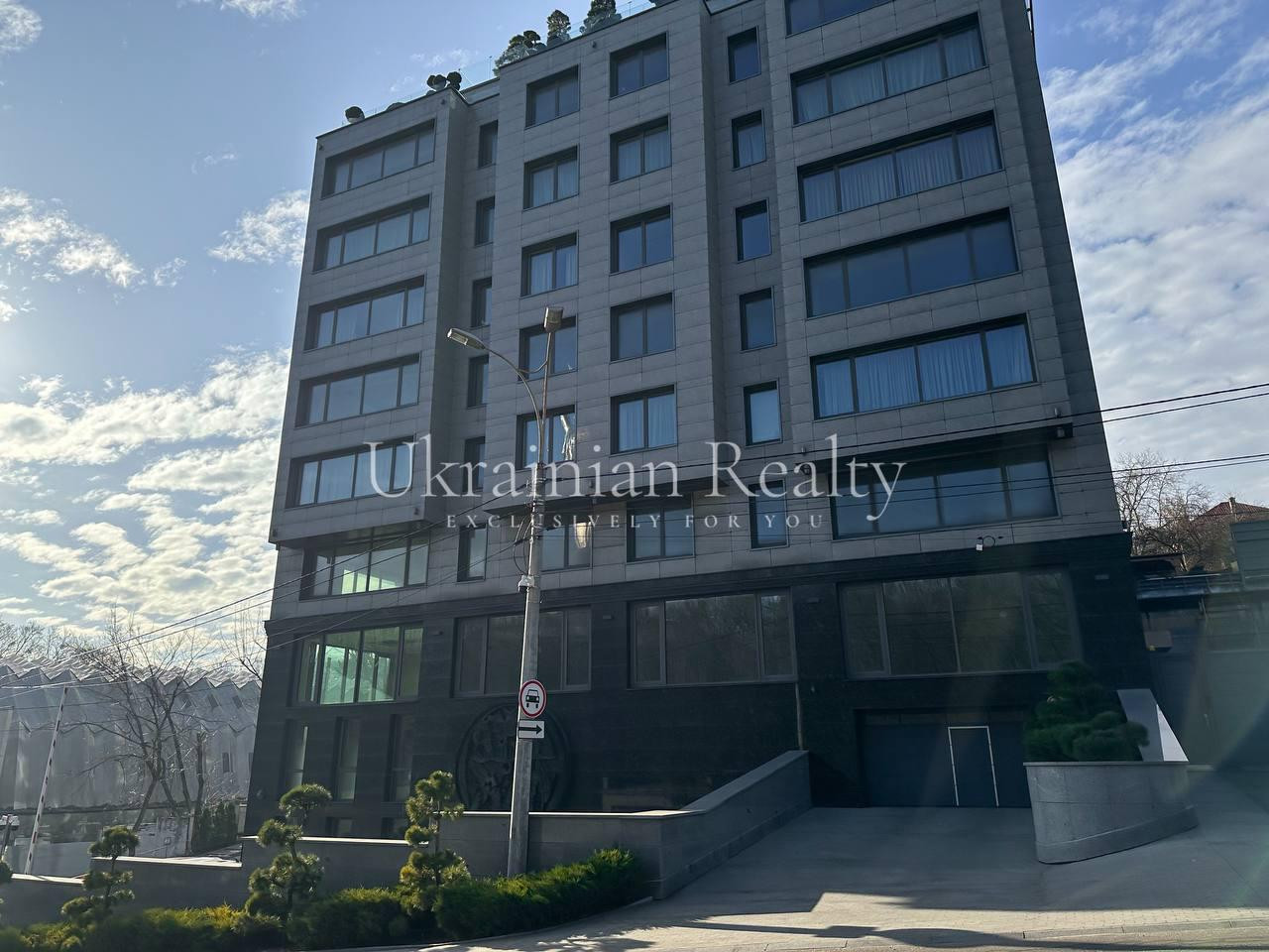 Продажа офиса в Киеве,  Редутная ул., 67 1