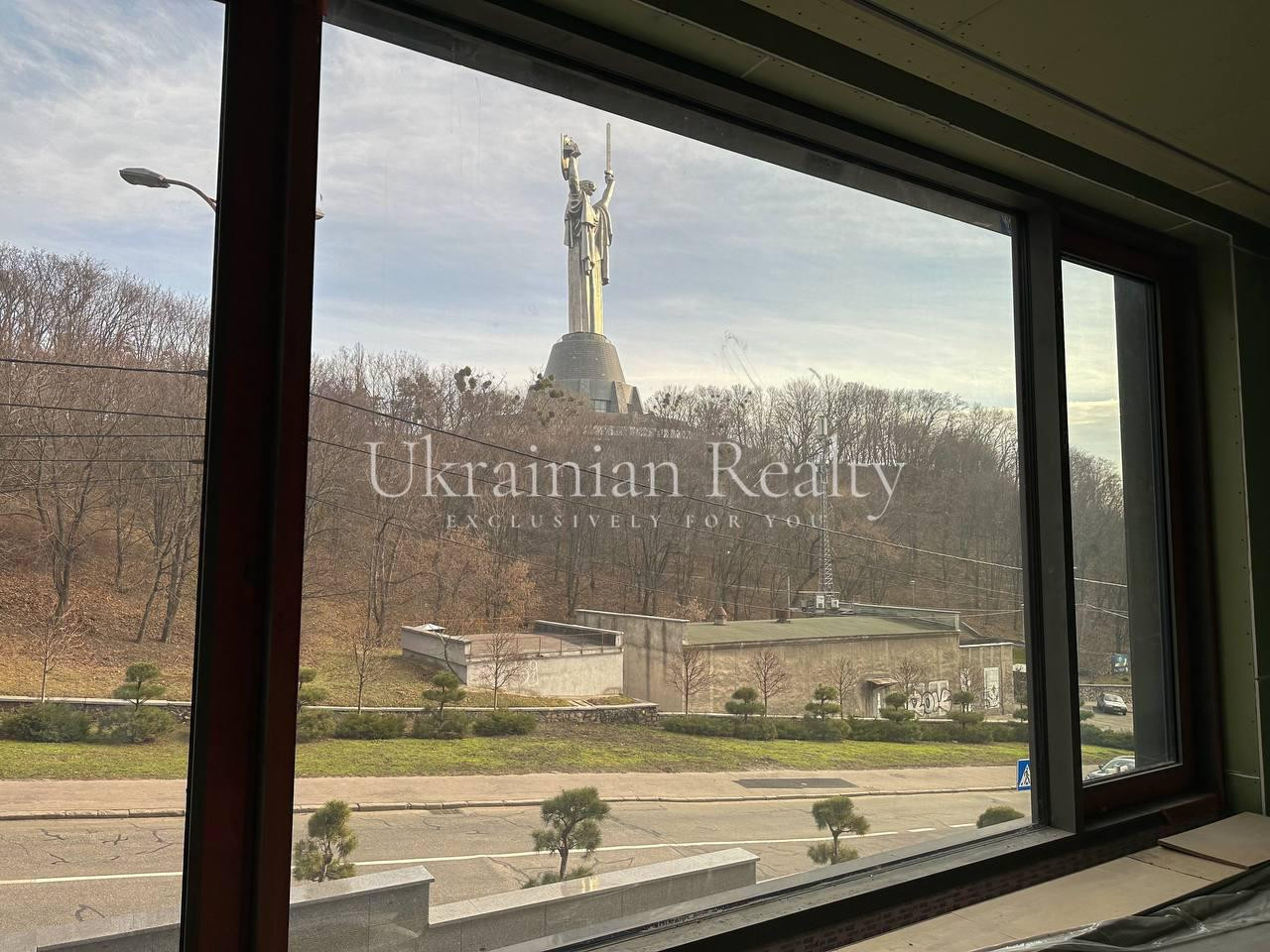 Продажа офиса в Киеве,  Редутная ул., 67 4