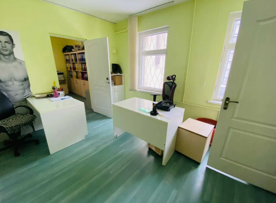 Продажа здания в Киеве,  Саксаганского ул., 8