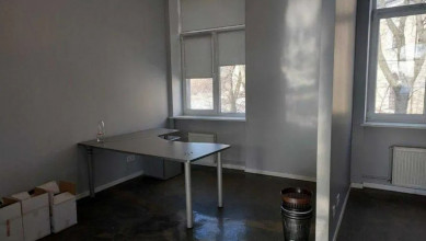 Лаврская ул. 16 sub 5