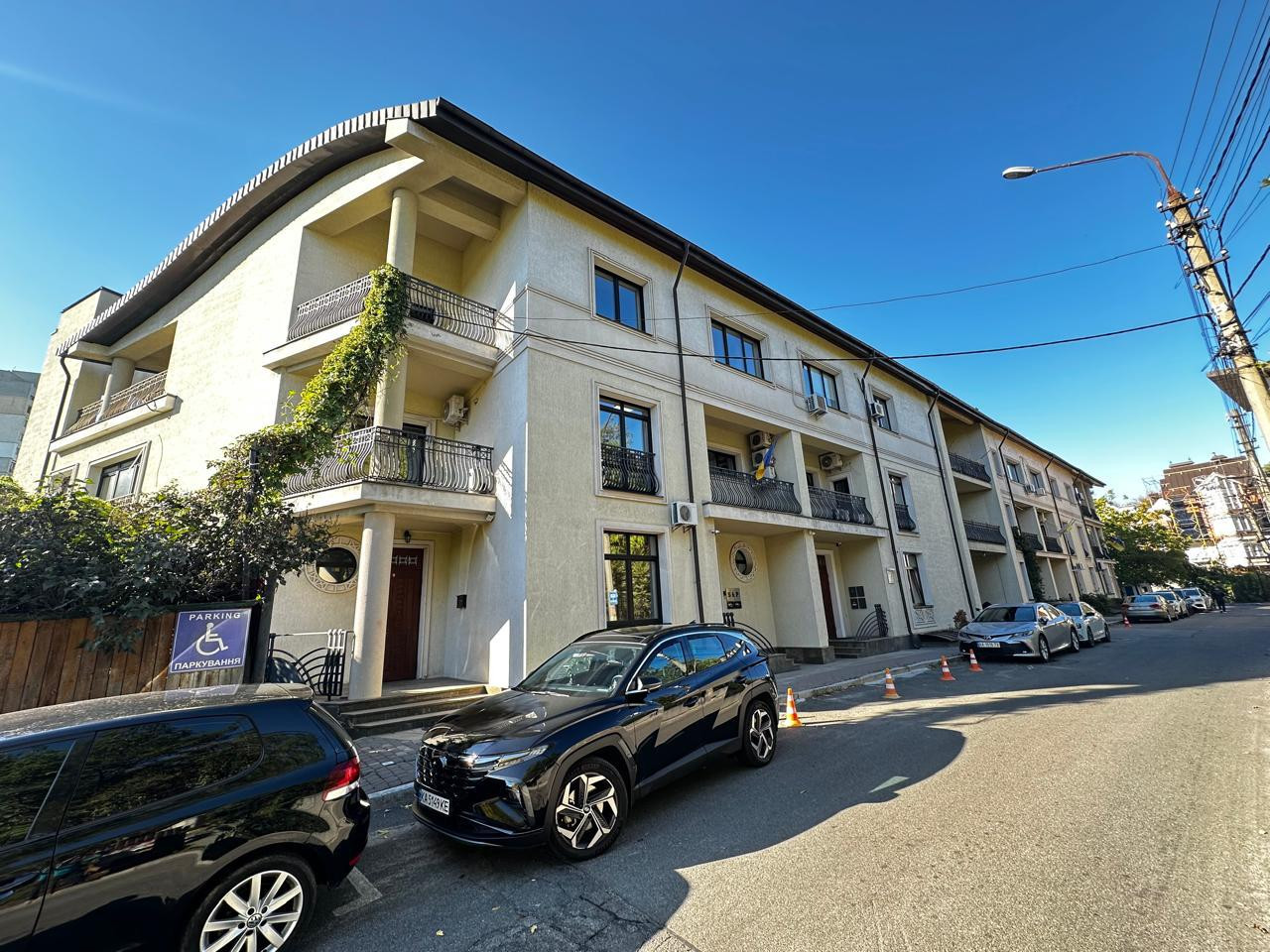 Оренда 9к будівлі в Києві,  Редутная ул., 8 0