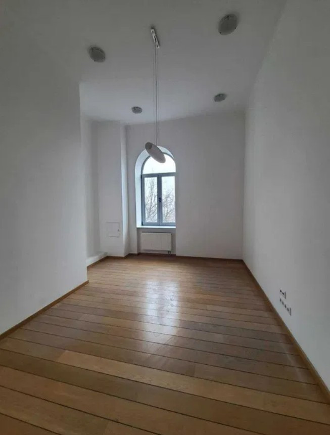 Аренда офиса в Киеве,  Десятинная ул., 5