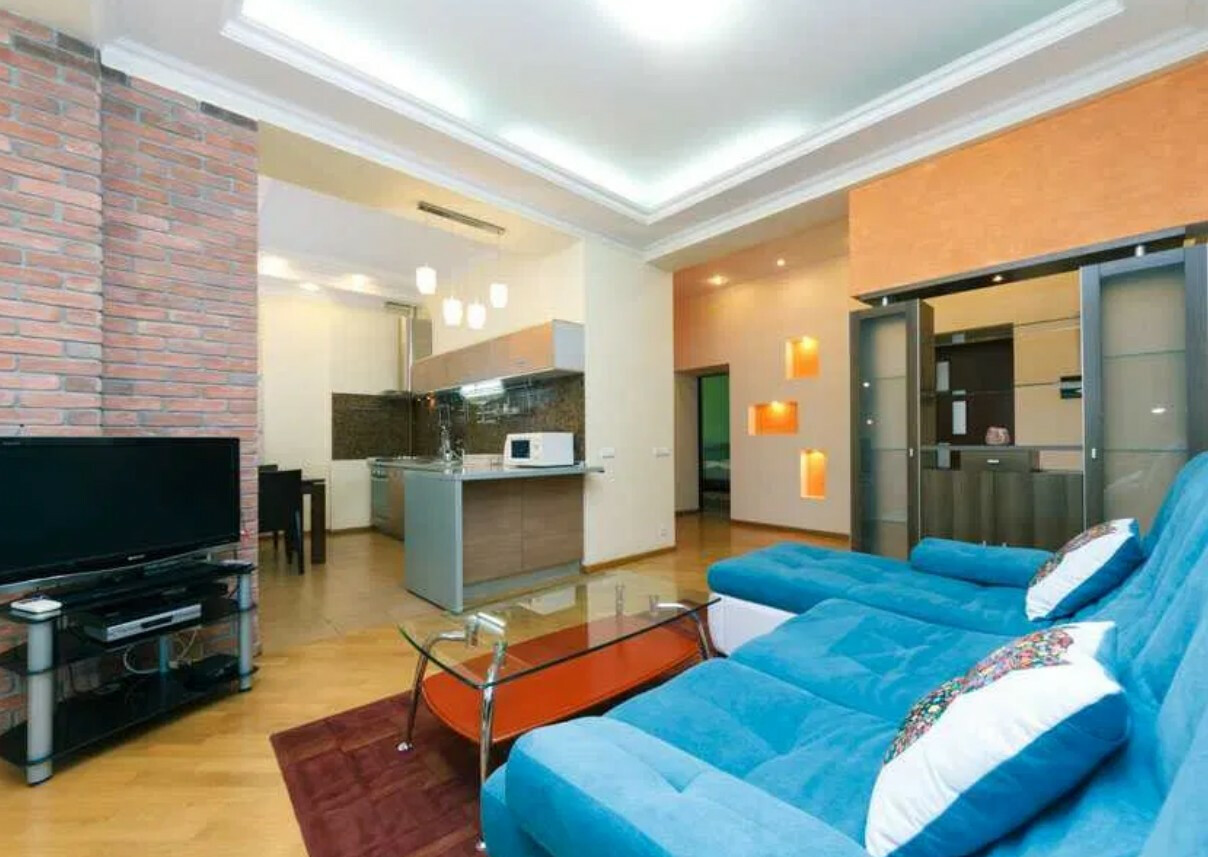 Аренда 6к квартиры в Киеве,  Крещатик ул., 13 0