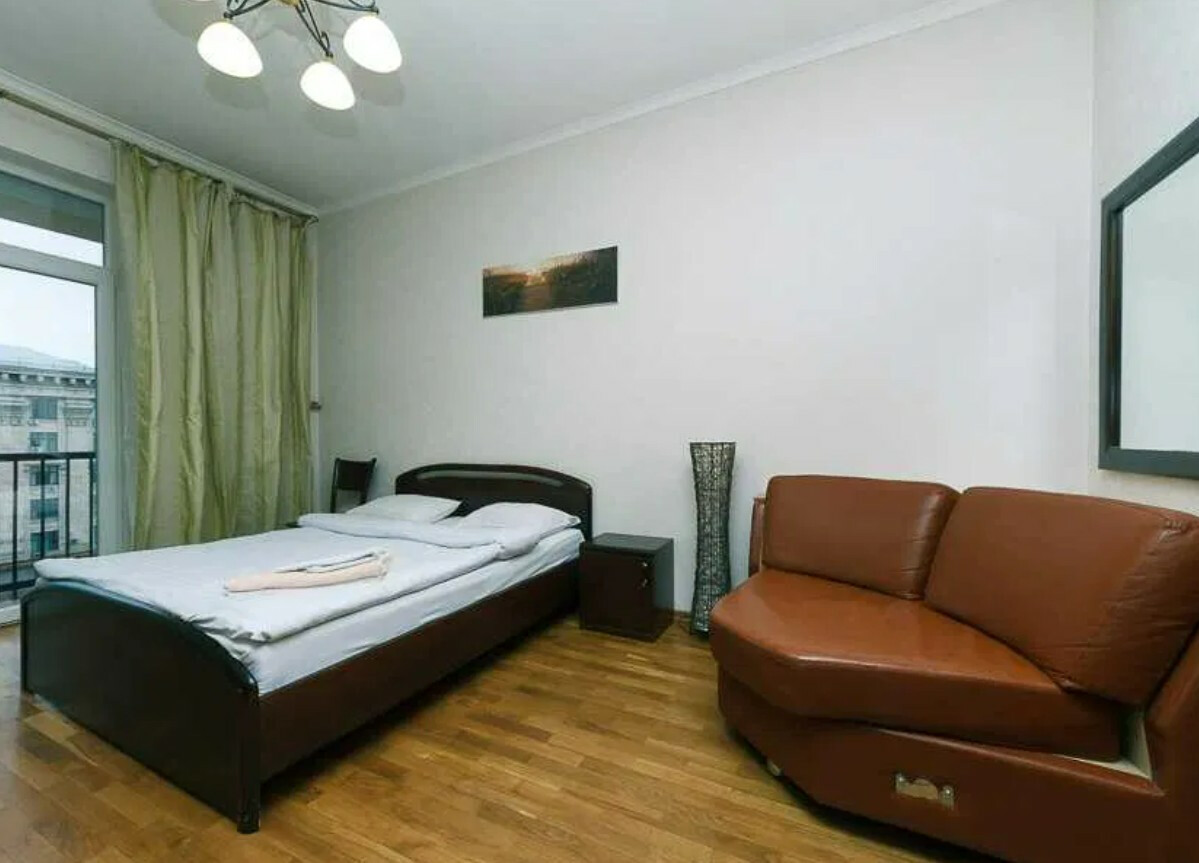 Аренда 6к квартиры в Киеве,  Крещатик ул., 13 1