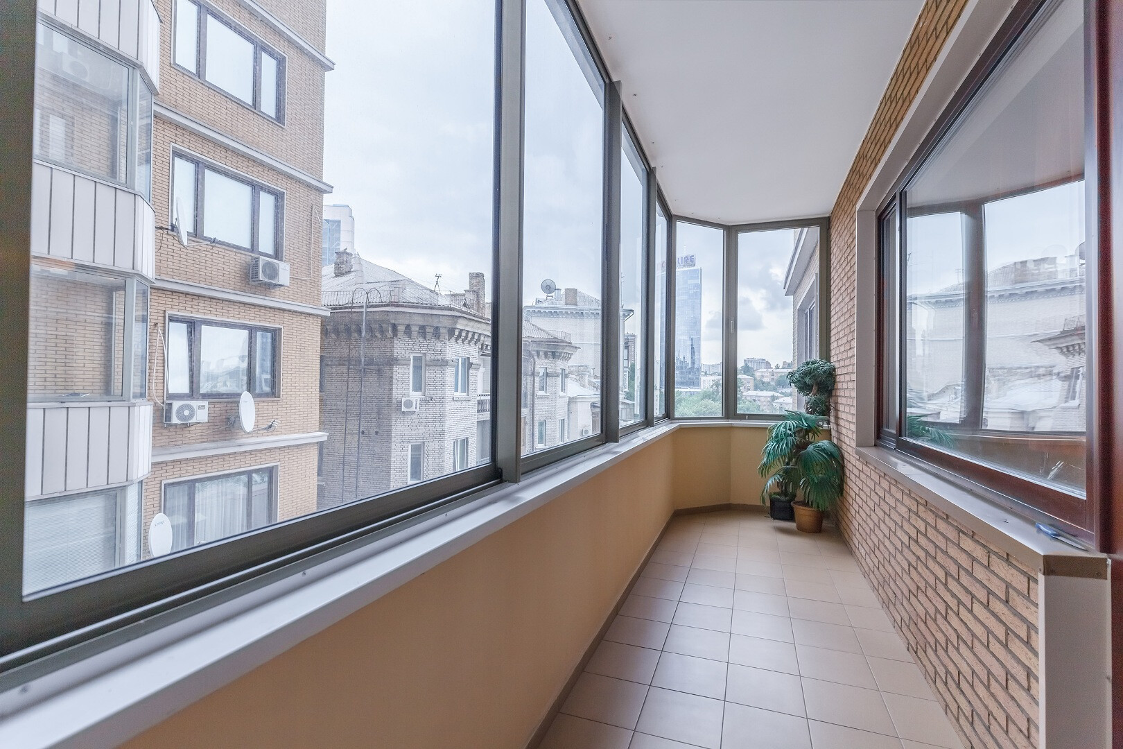 Аренда 4к квартиры в Киеве,  Кропивницкого ул., 10 6