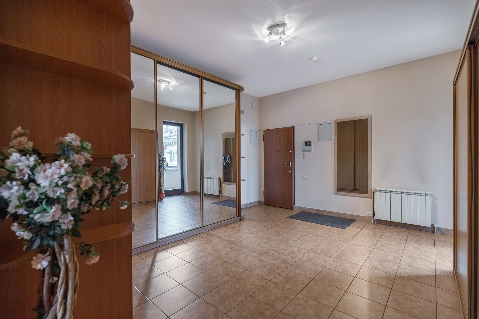 Аренда 4к квартиры в Киеве,  Кропивницкого ул., 10 7