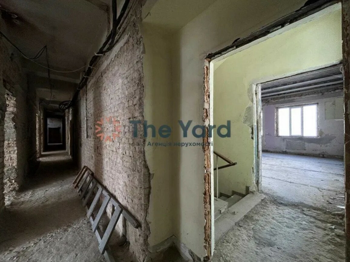 Продажа здания в Киеве,  Липская ул., 10 12