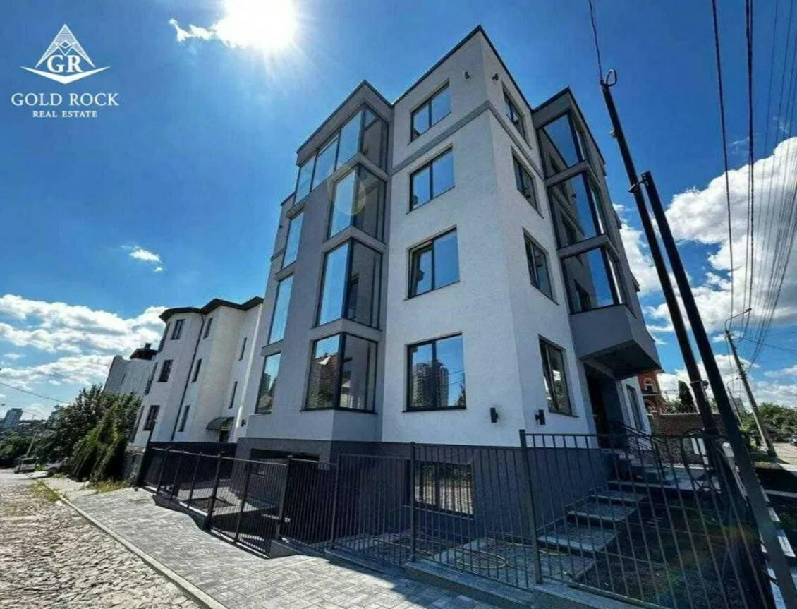 Продажа здания в Киеве,  Яготинская ул., 4