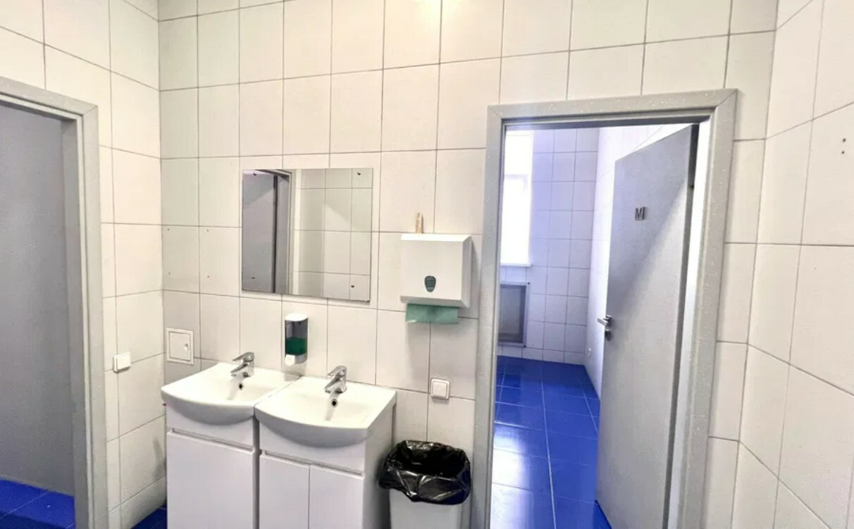 Продажа здания в Киеве,  Бульварно-Кудрявская ул. (Воровского ул.), 7