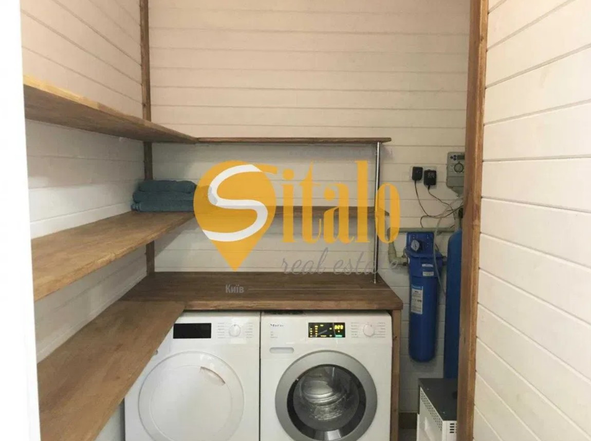 Продаж 3к будинки в Києві,  Лісники 17