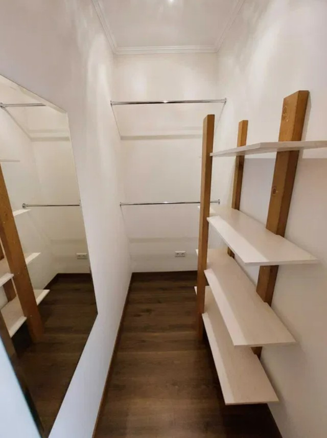 Продажа 4к дома в Киеве,  Лесники 4