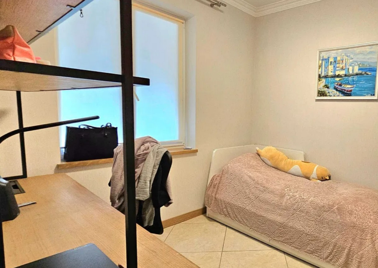 Продажа 4к дома в Киеве,  Хотов 9